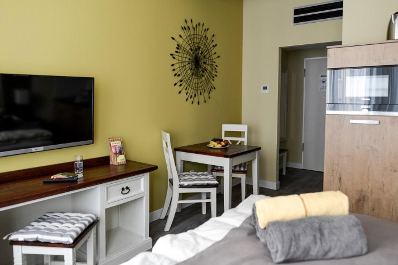 Hausner'S Hotel- Studio Apartments Altenstadt an der Waldnaab Eksteriør billede